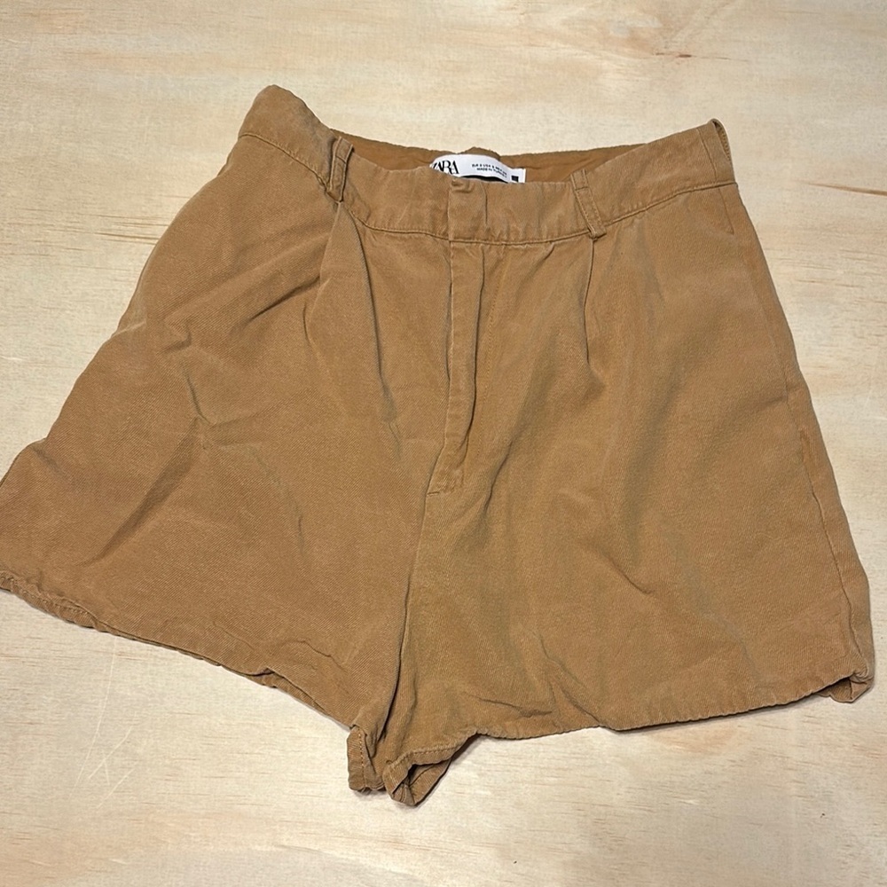Zara Khaki Shorts